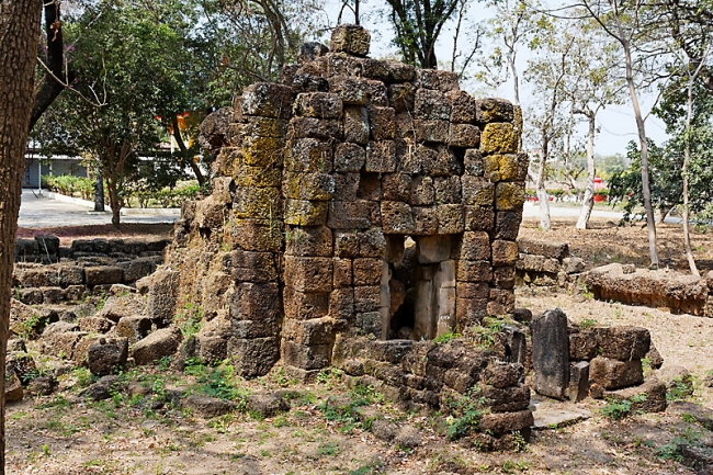 17-Prasat Hin Chom Phra-008